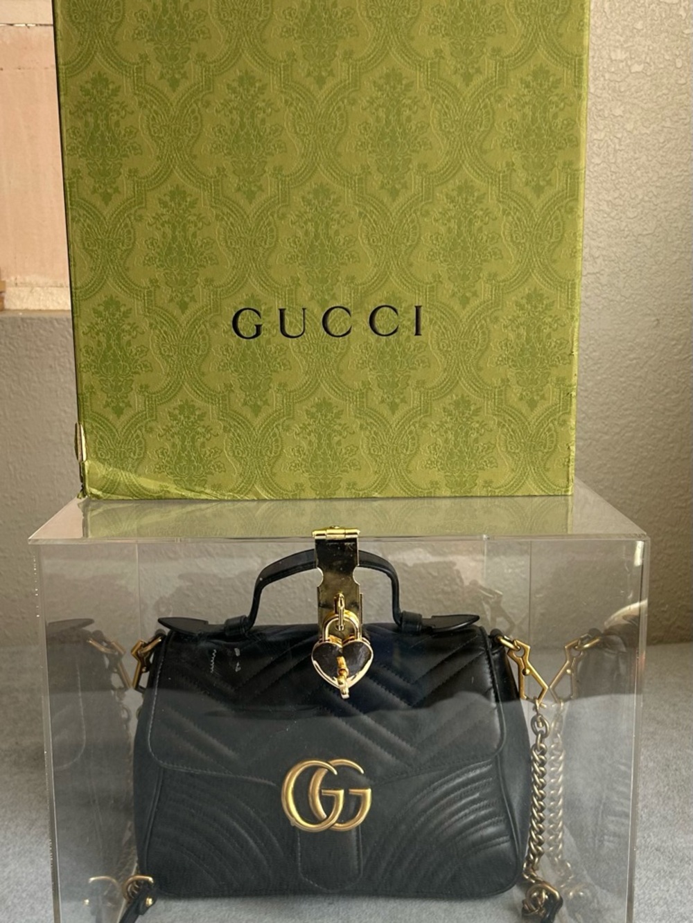 Authentic Gucci GG Marmont Bag/Purse Black Chevron Heart Leather Top Handle